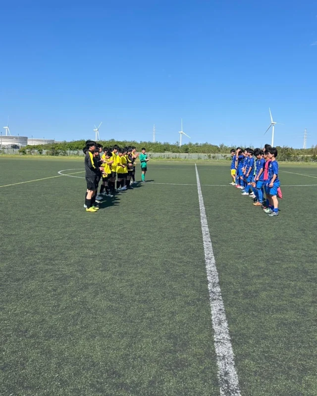 【ジュニアユースU15】

TRM

日時　2025/4/29
vs  アウル取手U15

会場　神栖総合公園

1本目　1-0
2本目　0-1
3本目　1-0
4本目　1-0

得点者
大胡泰雅　1点　中3(波野SSS)
石津渚翔　1点　中3(延方SS)
大内　郁　1点　中2(牛堀SSS) 

対戦していただいたのアウル取手の皆様、ありがとうございました🙇‍♂️

#FC鹿嶋
#fc_kashima
#FC鹿嶋ジュニアユース
#ジュニアユース
#セレクション
#強化クラス
#サッカー
#サッカークラブ
#メンタルトレーニング
#フィジカルトレーニング
#鉾田市
#潮来市
#神栖市
#行方市
#鹿嶋市
#あしざるFC
#tanukifactory